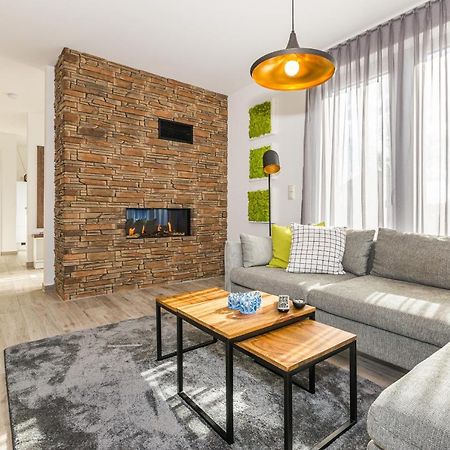Ferienhaus-See-Sauna-Kamin-Hund Mit E-Ladestation Krakow am See Buitenkant foto