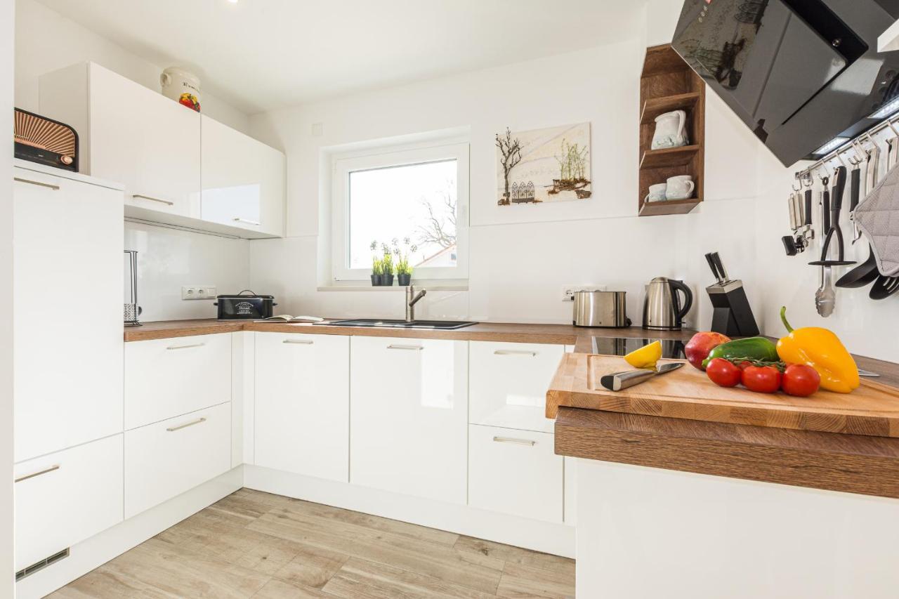 Ferienhaus-See-Sauna-Kamin-Hund Mit E-Ladestation Krakow am See Buitenkant foto